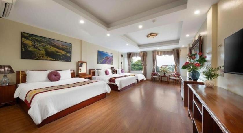 Viet Village Hotel Hanoi Exterior photo
